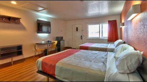 Imagen de la habitación del Hotel Coastal Valley Inn. Foto 7