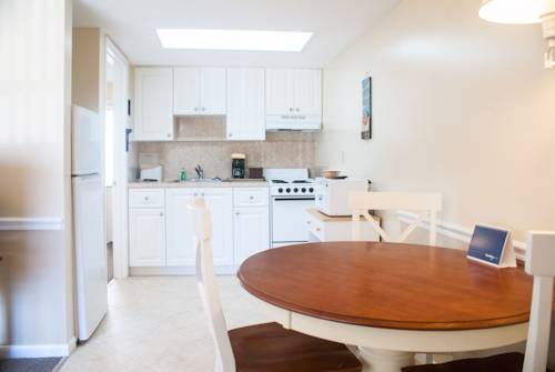 Imagen de la habitación del Hotel Coastal Waters Inn. Foto 14