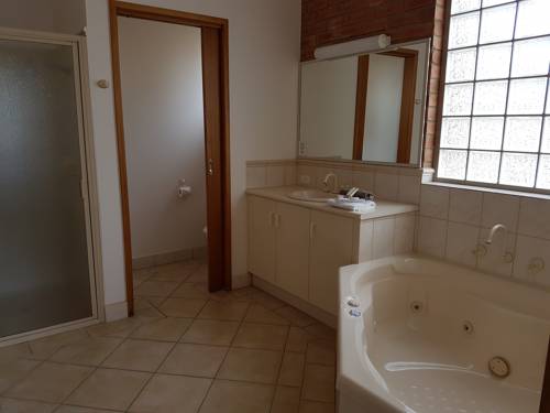 Imagen de la habitación del Hotel Coastal Waters Motor Inn. Foto 6