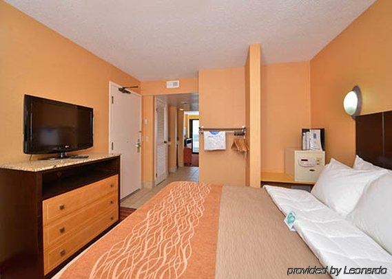 Imagen general del Hotel Coastal and Suites Virginia Beach Oceanfront. Foto 2