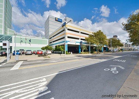 Imagen general del Hotel Coastal and Suites Virginia Beach Oceanfront. Foto 5