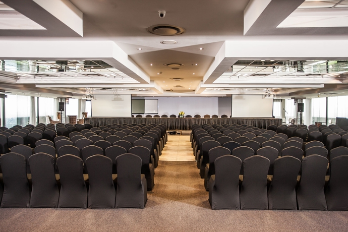 Imagen de los interiores del Hotel Coastlands Umhlanga and Convention Centre. Foto 8