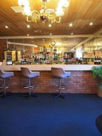 Imagen del bar/restaurante del Hotel Cobar Town and Country Motor Inn. Foto 16