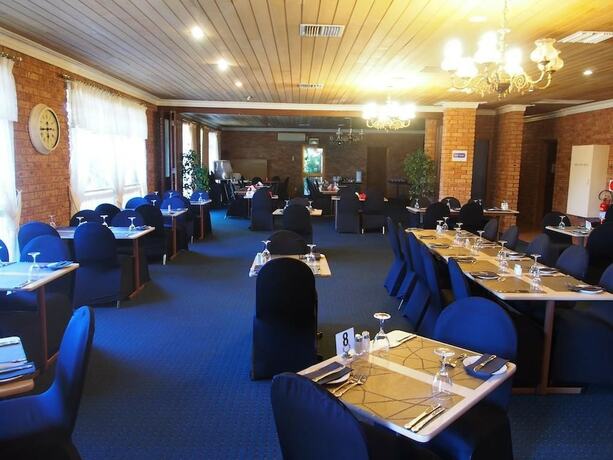 Imagen del bar/restaurante del Hotel Cobar Town and Country Motor Inn. Foto 17