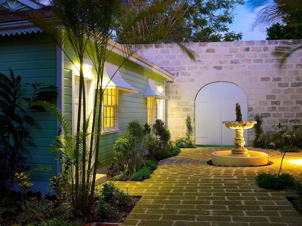 Imagen de la piscina del Hotel Cobblers Cove - Barbados. Foto 15