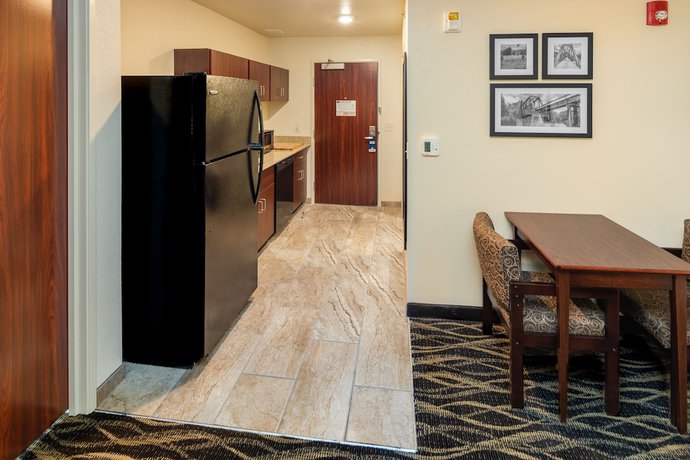 Imagen de la habitación del Hotel Cobblestone Inn And Suites - Fairfield Bay. Foto 2