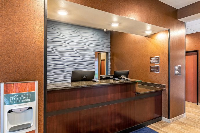 Imagen de los interiores del Hotel Cobblestone Inn And Suites - Fairfield Bay. Foto 19