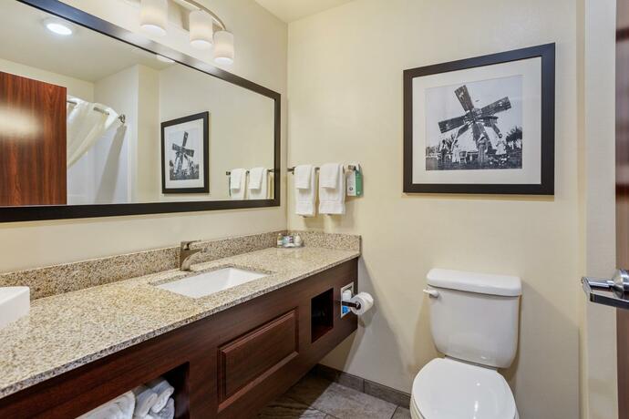 Imagen general del Hotel Cobblestone & Suites - Rhinelander. Foto 24