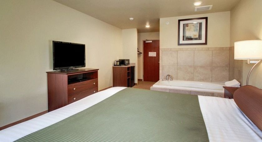 Imagen de la habitación del Hotel Cobblestone and Suites - Harborcreek. Foto 7