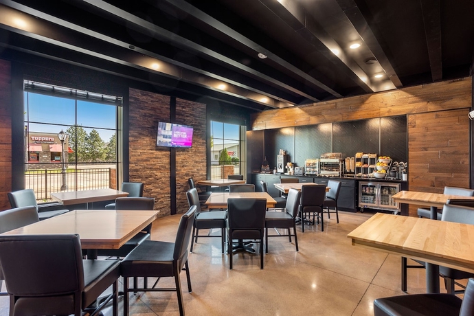 Imagen del bar/restaurante del Hotel Cobblestone and Suites - Lynden. Foto 4