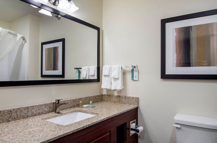 Imagen de la habitación del Hotel Cobblestone and Suites Torrington. Foto 4