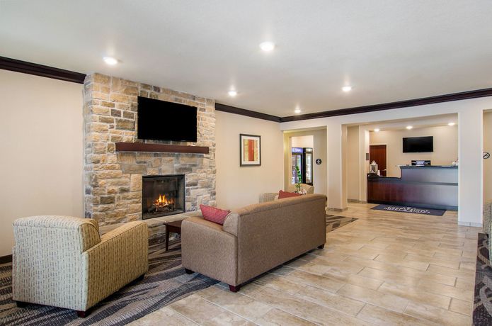 Imagen de los interiores del Hotel Cobblestone and Suites Torrington. Foto 19