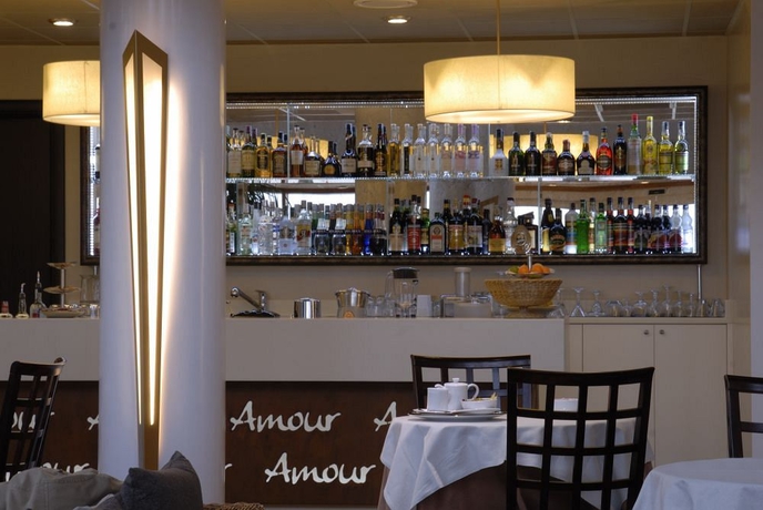 Imagen del bar/restaurante del Hotel Cocca Royal Thai Spa. Foto 2