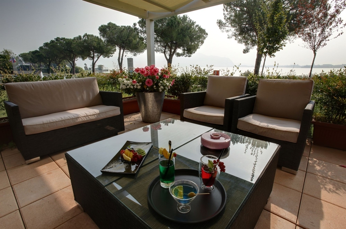 Imagen de los exteriores del Hotel Cocca Royal Thai Spa. Foto 5