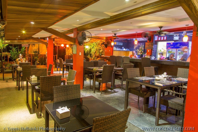 Imagen del bar/restaurante del Hotel Cocco Resort. Foto 3