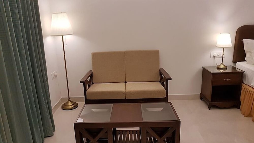 Imagen de la habitación del Hotel Cochichos Resort. Foto 17