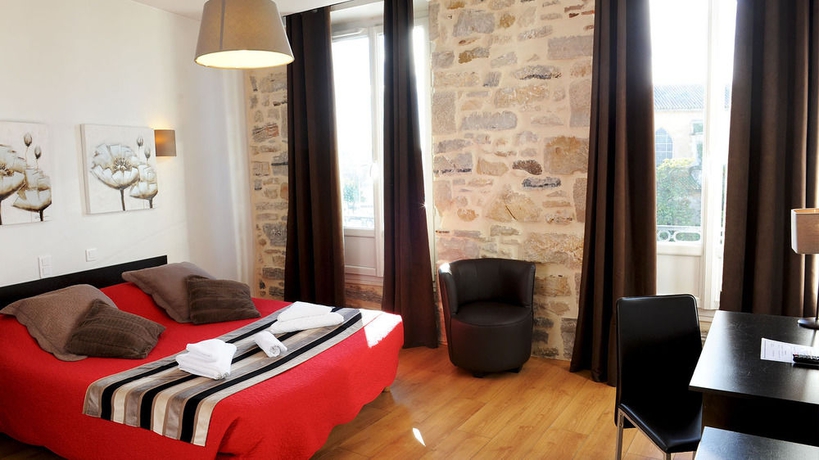 Imagen de la habitación del Hotel Côte Basque. Foto 6