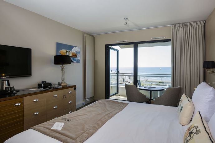 Imagen de la habitación del Hotel C&ocirc;te Ouest Thalasso y Spa Les Sables D'Olonne - Mgallery Collection. Foto 5