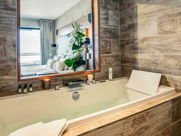 Imagen de la habitación del Hotel C&ocirc;te Ouest Thalasso y Spa Les Sables D'Olonne - Mgallery Collection. Foto 19