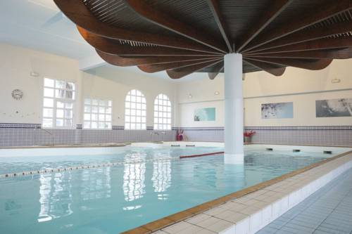 Imagen de la habitación del Hotel C&ocirc;t&eacute; Thalasso Banyuls Sur Mer. Foto 12