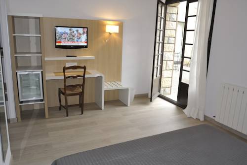 Imagen de la habitación del Hotel Côté Ventoux. Foto 7