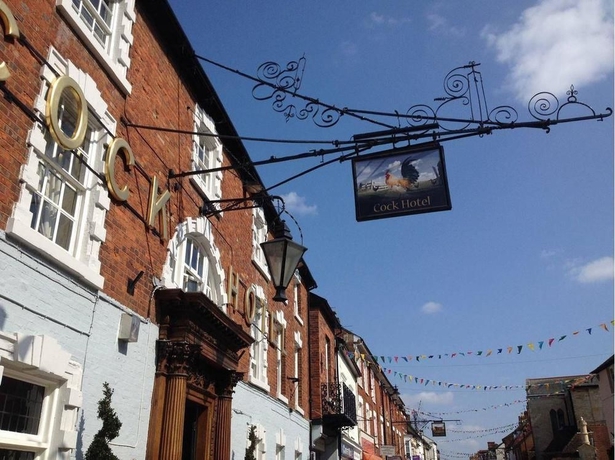 Imagen general del Hotel Cock Stony Stratford By Greene King Inns. Foto 2