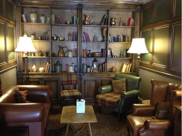 Imagen de los interiores del Hotel Cock Stony Stratford By Greene King Inns. Foto 11