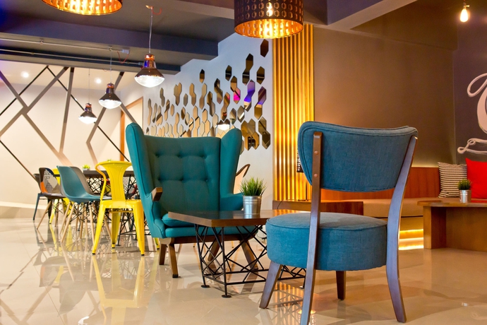Imagen de los interiores del Hotel Coco, Bangkok. Foto 15