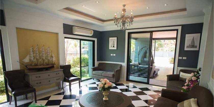 Imagen de los interiores del Hotel Coco Beach Resort Bangsaen. Foto 14