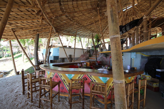 Imagen del bar/restaurante del Hotel Coco Cape Lanta. Foto 3