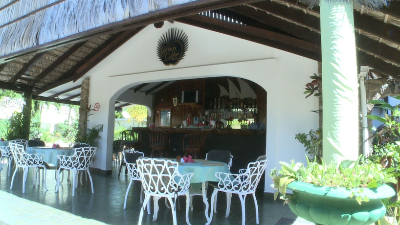 Imagen del bar/restaurante del Hotel Coco D'or Seychelles. Foto 3