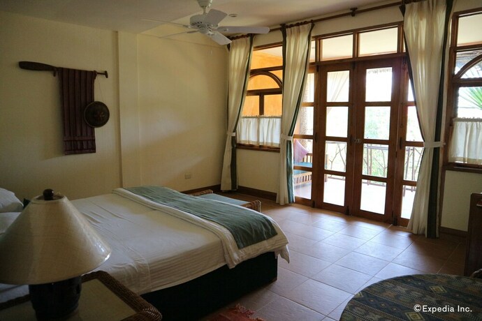 Imagen de la habitación del Hotel Coco Grove Beach Resort. Foto 33