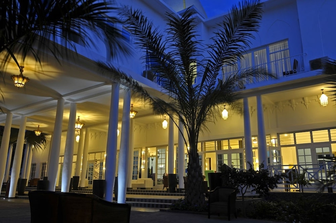 Imagen de los interiores del Hotel Coco Ocean Resort And Spa, Serekunda. Foto 19