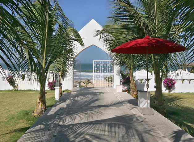 Imagen de los exteriores del Hotel Coco Ocean Resort and Spa, Serekunda. Foto 10