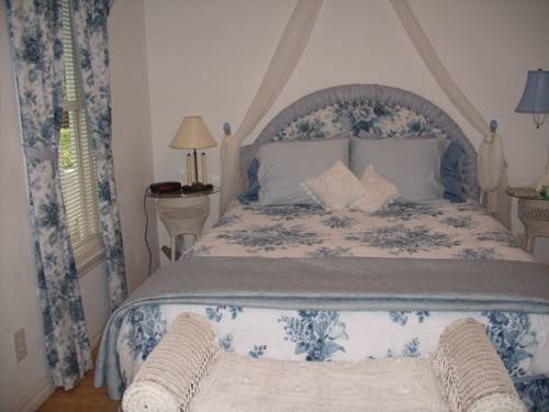 Imagen de la habitación del Hotel Coco Plum Inn, Cayo Hueso . Foto 14