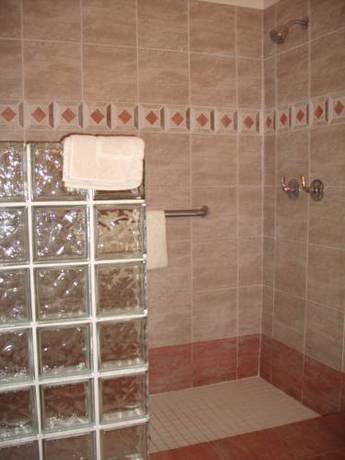 Imagen de la habitación del Hotel Coco Plum Inn, Cayo Hueso . Foto 15