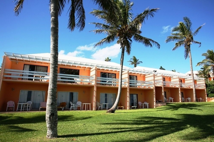 Imagen de los exteriores del Hotel Coco Reef Bermuda. Foto 1