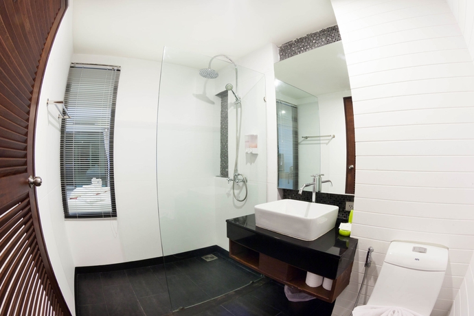 Imagen de la habitación del Hotel Coco Resort. Foto 15