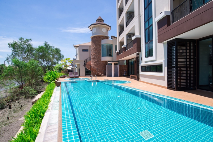 Imagen de los exteriores del Hotel Coco View. Foto 13