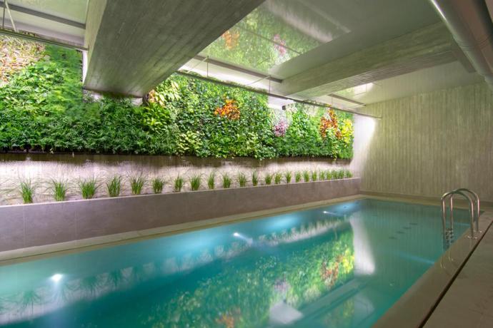 Imagen de la piscina del Hotel Coco-Mat Athens Jumelle. Foto 9