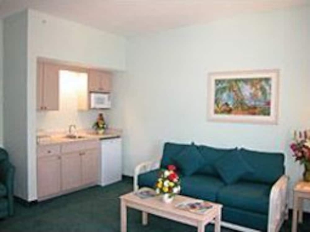 Imagen de la habitación del Hotel Cocoa Beach Suites. Foto 5