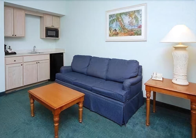 Imagen de la habitación del Hotel Cocoa Beach Suites. Foto 7
