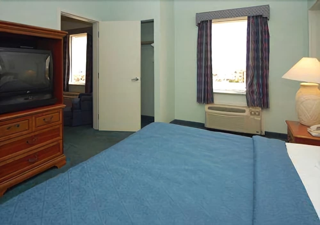 Imagen de la habitación del Hotel Cocoa Beach Suites. Foto 8