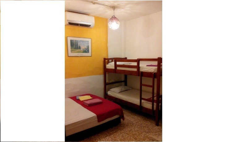 Imagen general del Hotel Cocoa Mews Cafe and Homestay - Hostel. Foto 9