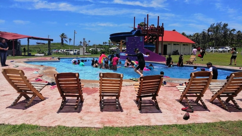 Imagen de la piscina del Hotel Cocoaventura Cabanas Y Club De Playa - Campsite. Foto 18