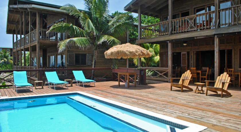 Imagen de la piscina del Hotel Cocolobo Resort. Foto 9