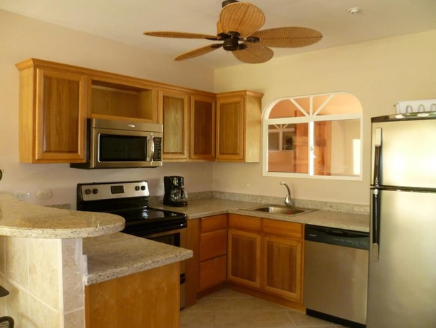 Imagen de la habitación del Hotel Cocomar Beachfront and Island Resort. Foto 15