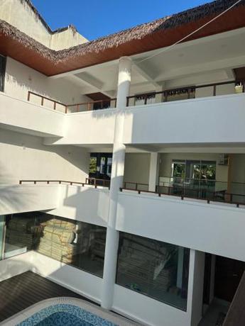 Imagen general del Hotel Cocomo Maldives. Foto 3