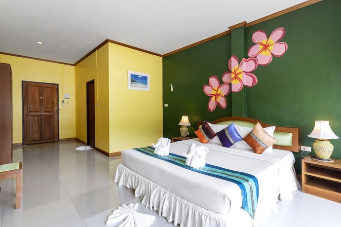 Imagen de la habitación del Hotel Coconut Beach Resort. Foto 3