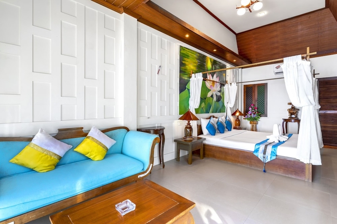 Imagen de la habitación del Hotel Coconut Beach Resort. Foto 9